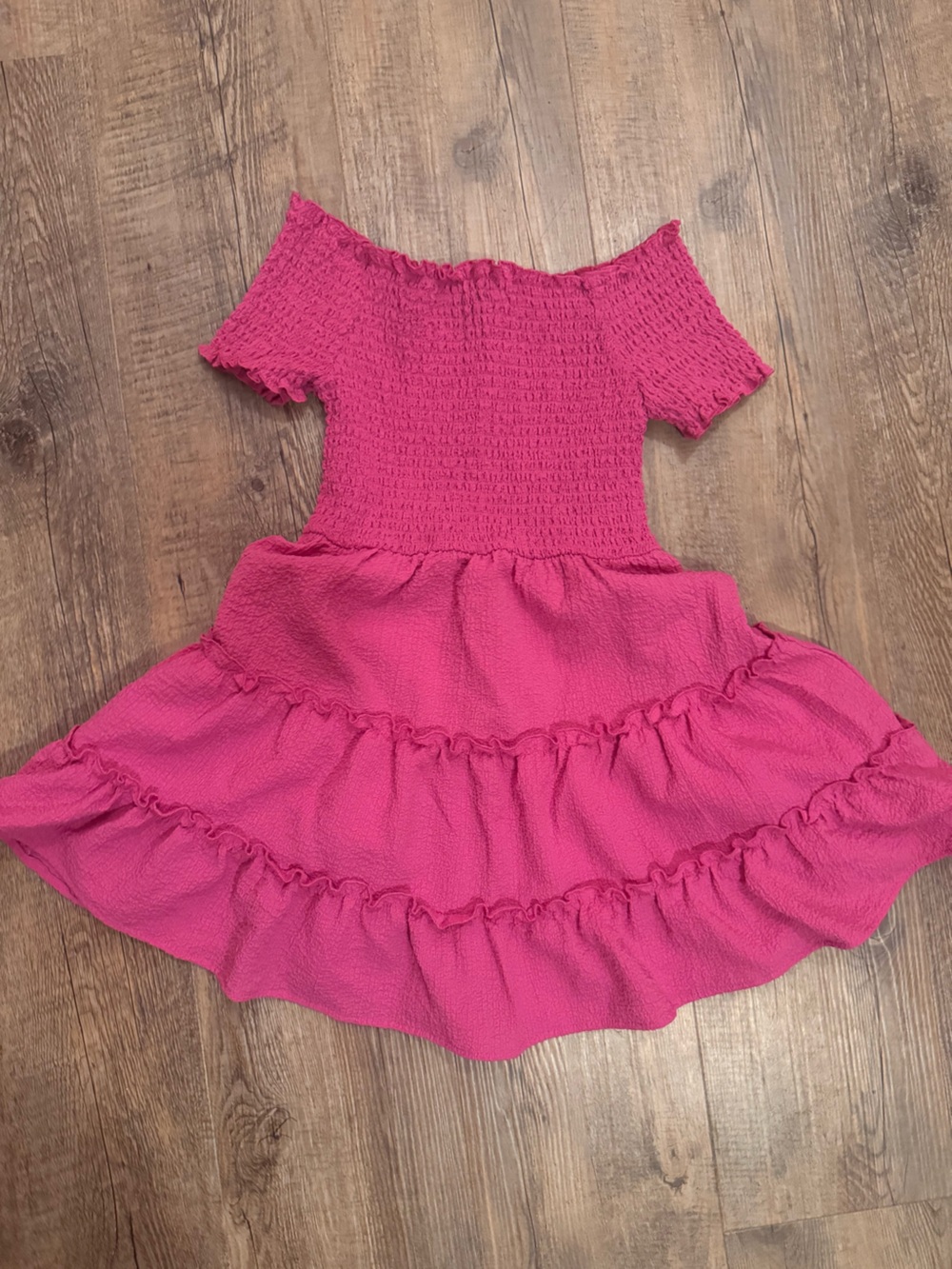 Art Class Girls' Fuchsia Off-Shoulder Tiered Dress - size small (6-7)